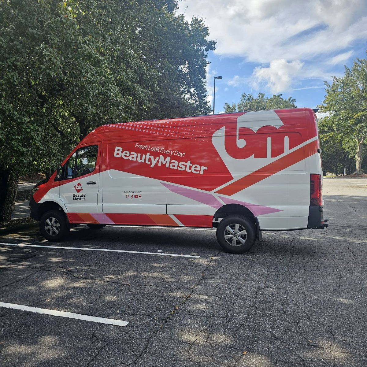 How Long Do Vehicle Wraps Last? Lifespan, Cost, and Care