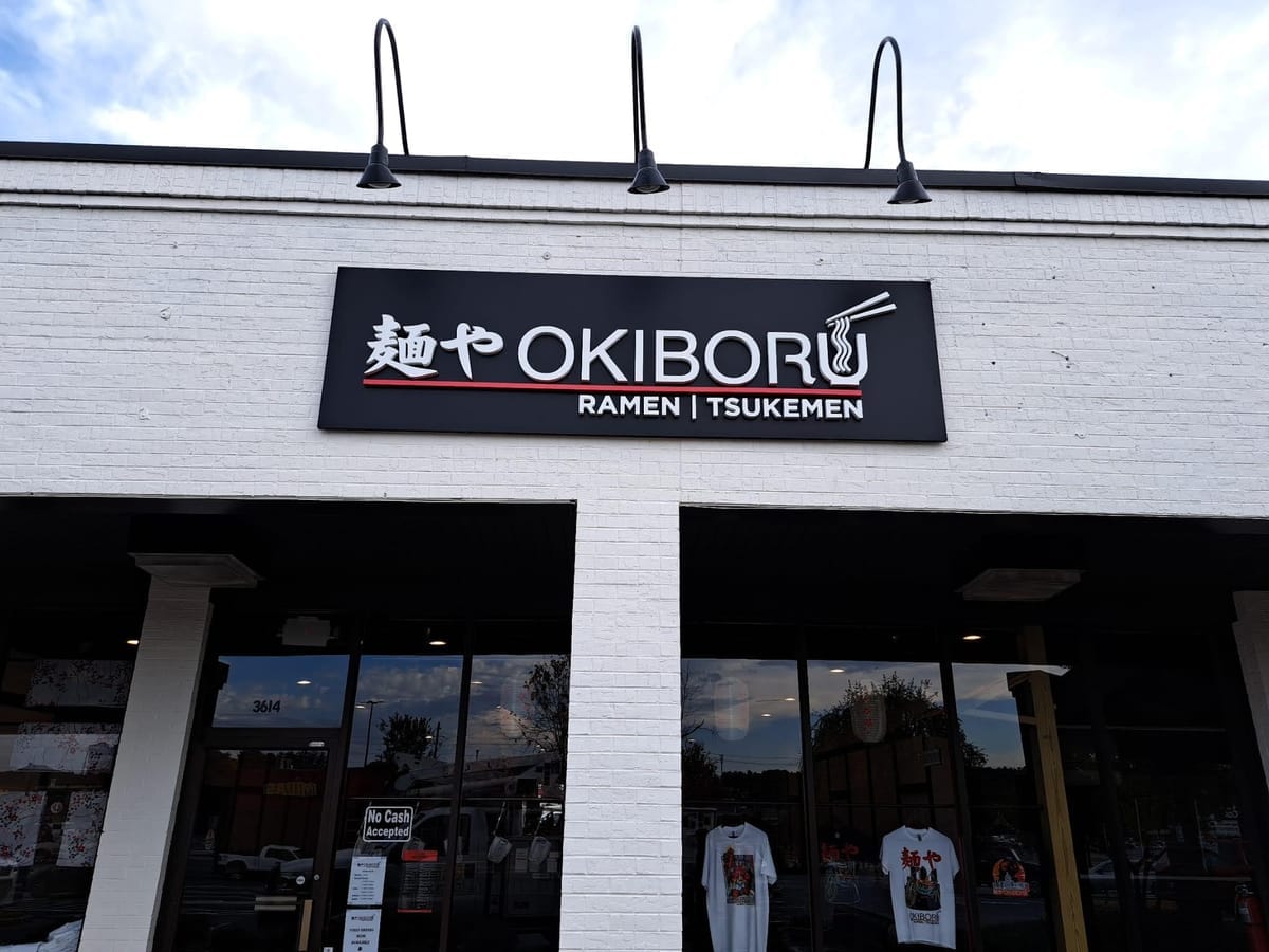 Channel Letters vs. Cabinet Signs: Which One Is Right for Your Business?
